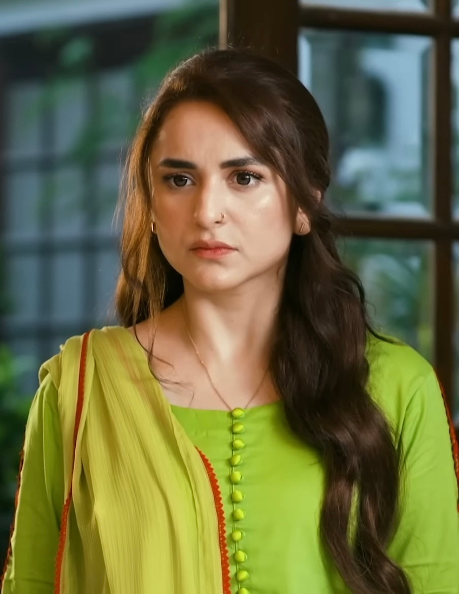 Yumna Zaidi - Parrot Green Yumna Zaidi - Parrot Green
