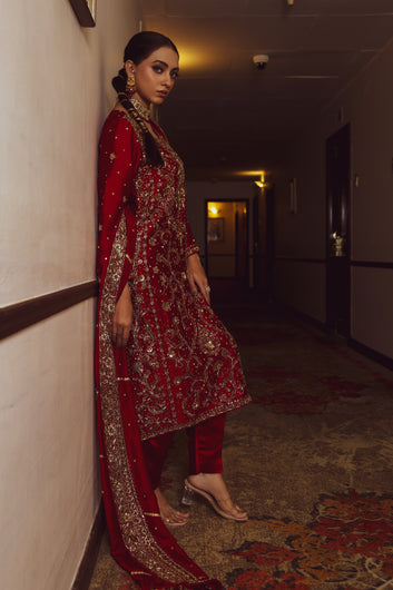 Dynasty Red Sheesha Silk Outfit