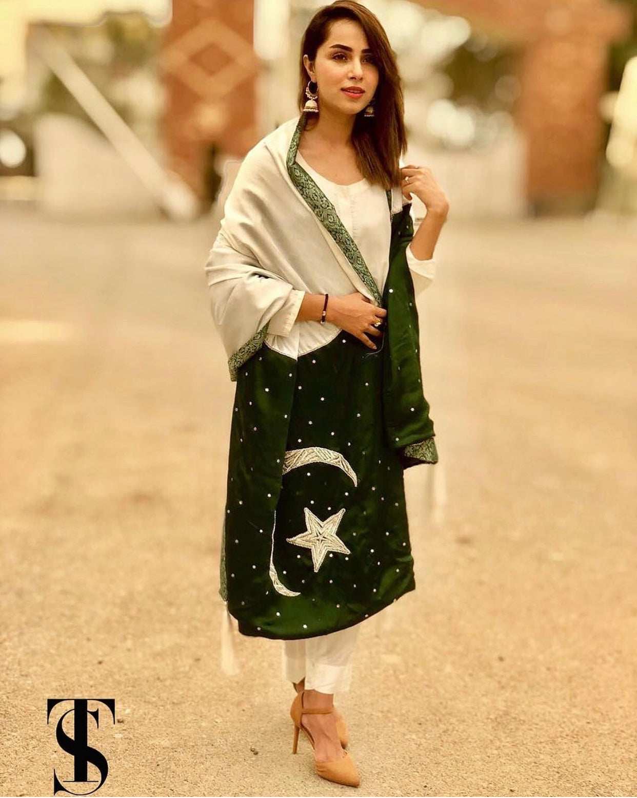 Nimra Khan - Love Pakistan