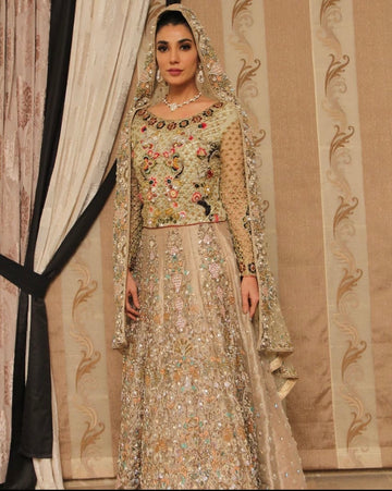 Navin Waqar - The Linaria Lehenga