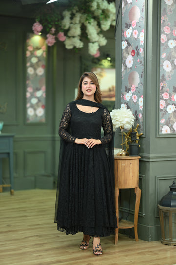 Noir Black Lace Pishwas