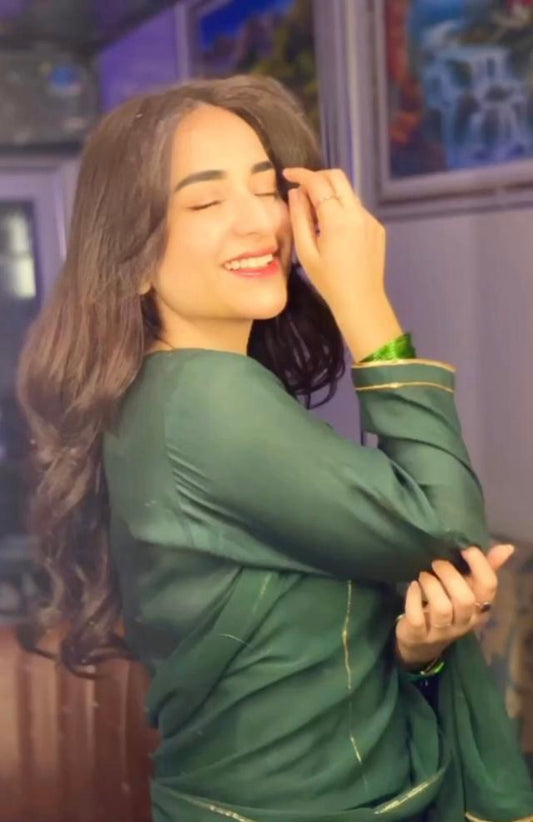 Yumna Zaidi - Bottle Green